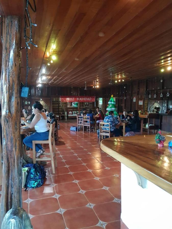 Buddha Hotel y Restaurante 100mts de playa Sanjuanillo San Juanillo Exterior foto